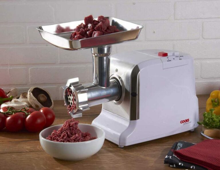 نکات طلایی انتخاب چرخ گوشت 9 electric meat grinder 1024x791 1 1
